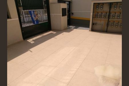 Apartamento à venda com 2 quartos, 50m² em Vila Nivi, São Paulo