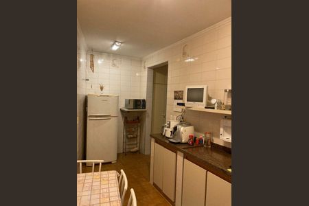 Casa à venda com 256m², 3 quartos e 4 vagas