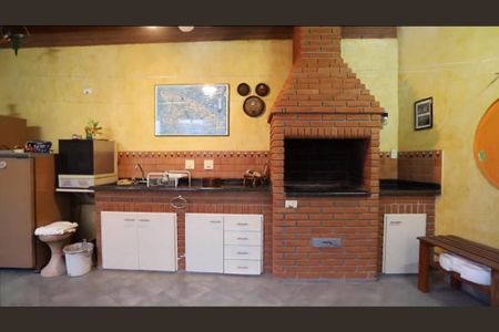 Casa à venda com 256m², 3 quartos e 4 vagas