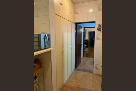 Casa à venda com 256m², 3 quartos e 4 vagas