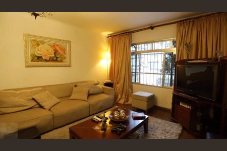 Casa à venda com 3 quartos, 256m² em Chora Menino, São Paulo