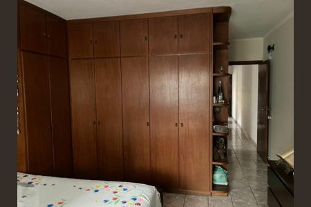 Casa à venda com 256m², 3 quartos e 4 vagas