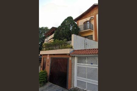 Casa à venda com 256m², 3 quartos e 4 vagas
