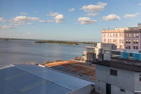 Apartamento para alugar com 162m², 3 quartos e sem vagaCozinha e Área de Serviço