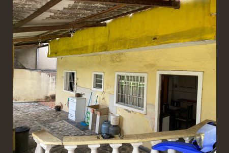 Casa à venda com 342m², 4 quartos e 10 vagas Casa à venda com 342m², 4 quartos e 10 vagasComodo