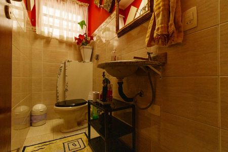 Casa à venda com 262m², 3 quartos e 4 vagasLavabo