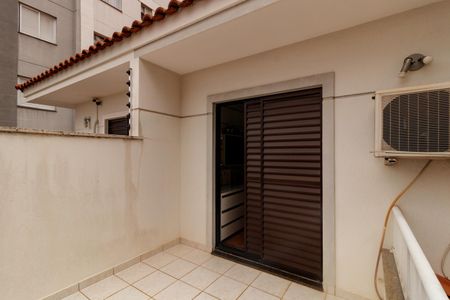 Casa à venda com 262m², 3 quartos e 4 vagasSuíte 3