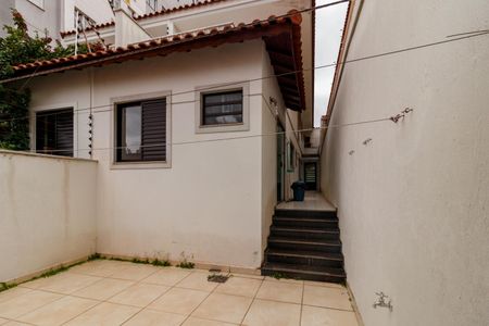 Casa à venda com 262m², 3 quartos e 4 vagasQuintal