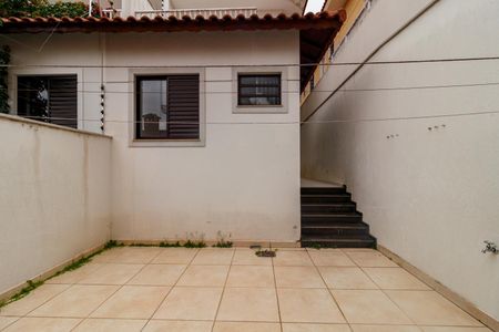 Casa à venda com 262m², 3 quartos e 4 vagasQuintal