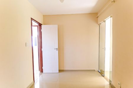 Quarto 2 de casa à venda com 3 quartos, 250m² em Lins de Vasconcelos, Rio de Janeiro