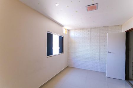 Casa à venda com 250m², 3 quartos e 1 vaga Casa à venda com 250m², 3 quartos e 1 vagaQuarto 3 - Suíte