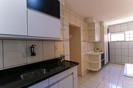 Casa à venda com 250m², 3 quartos e 1 vaga Casa à venda com 250m², 3 quartos e 1 vagaCozinha
