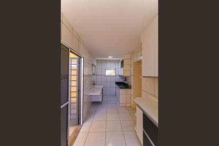 Casa à venda com 250m², 3 quartos e 1 vaga Casa à venda com 250m², 3 quartos e 1 vagaCozinha