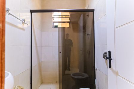 Casa à venda com 250m², 3 quartos e 1 vaga Casa à venda com 250m², 3 quartos e 1 vagaBanheiro Social