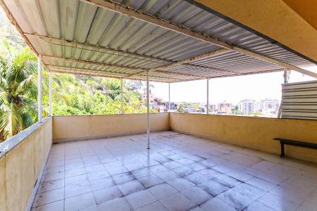 Casa à venda com 250m², 3 quartos e 1 vaga Casa à venda com 250m², 3 quartos e 1 vagaÁrea gourmet - terraço