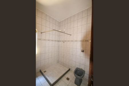 Banheiro de casa para alugar com 1 quarto, 40m² em São Francisco de Assis, Belford Roxo
