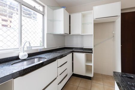 Apartamento para alugar com 40m², 1 quarto e 1 vagaCozinha - Armários
