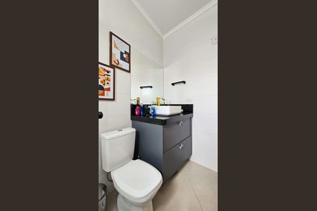 Casa à venda com 217m², 4 quartos e 5 vagasBanheiro 4