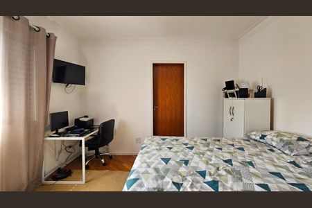 Casa à venda com 217m², 4 quartos e 5 vagasQuarto 4