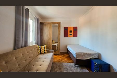 Casa à venda com 217m², 4 quartos e 5 vagasQuarto 3