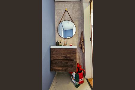 Lavabo de casa à venda com 4 quartos, 217m² em Jardim Consorcio, São Paulo