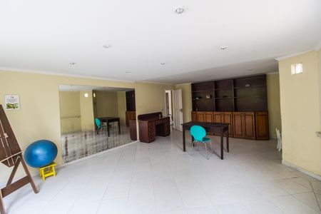 Casa de condomínio para alugar com 420m², 3 quartos e sem vaga Casa de condomínio para alugar com 420m², 3 quartos e sem vagaÁrea comum - Salão de festas