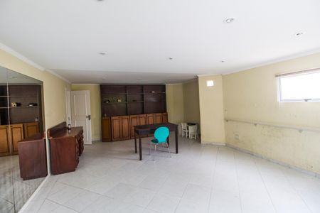 Casa de condomínio para alugar com 420m², 3 quartos e sem vaga Casa de condomínio para alugar com 420m², 3 quartos e sem vagaÁrea comum - Salão de festas