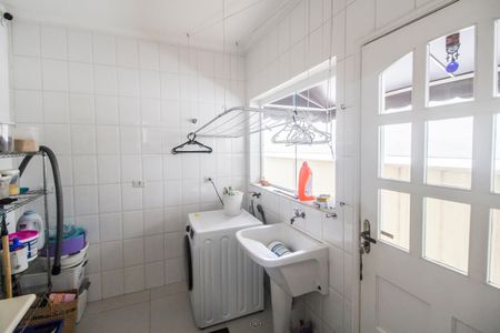 Casa de condomínio para alugar com 420m², 3 quartos e sem vaga Casa de condomínio para alugar com 420m², 3 quartos e sem vagaÁrea de Serviço