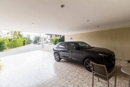 Casa de condomínio para alugar com 420m², 3 quartos e sem vaga Casa de condomínio para alugar com 420m², 3 quartos e sem vagaGaragem