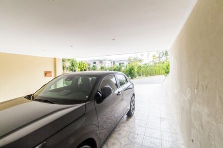 Casa de condomínio para alugar com 420m², 3 quartos e sem vaga Casa de condomínio para alugar com 420m², 3 quartos e sem vagaGaragem