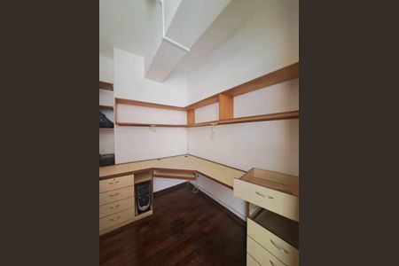 Apartamento à venda com 200m², 3 quartos e 2 vagas