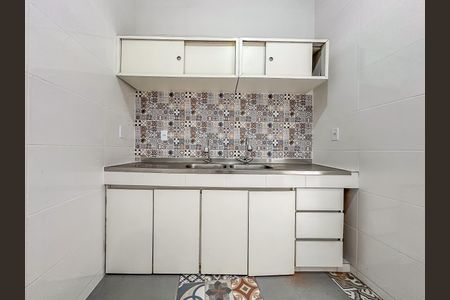 Casa para alugar com 240m², 4 quartos e sem vaga