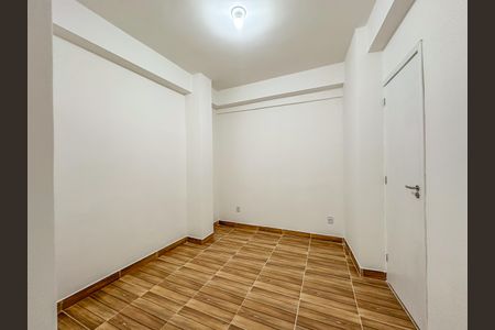 Casa para alugar com 240m², 4 quartos e sem vaga