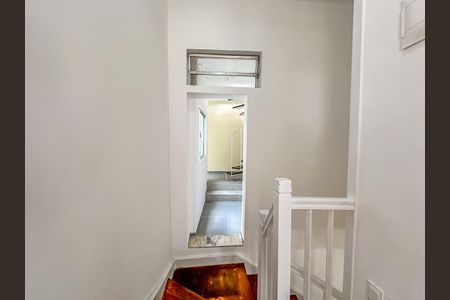 Casa para alugar com 240m², 4 quartos e sem vaga