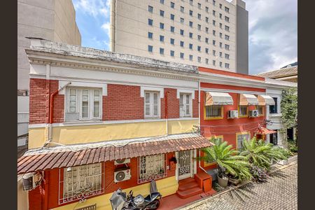 Casa para alugar com 240m², 4 quartos e sem vaga