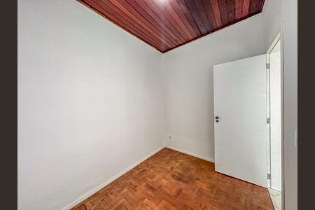 Casa para alugar com 240m², 4 quartos e sem vaga