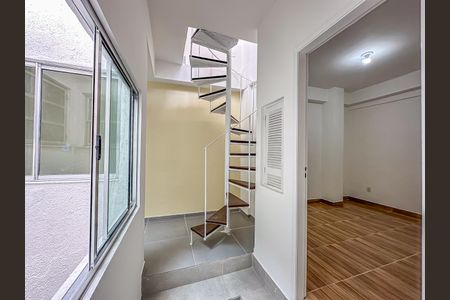 Casa para alugar com 240m², 4 quartos e sem vaga
