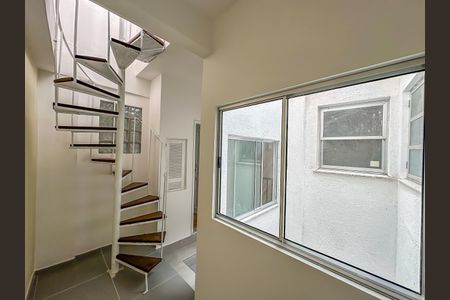 Casa para alugar com 240m², 4 quartos e sem vaga
