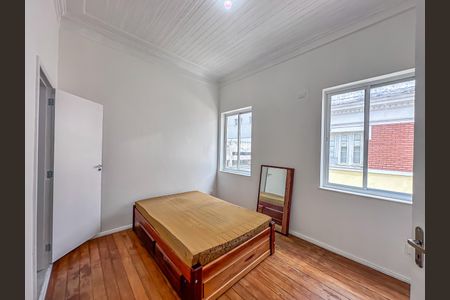 Casa para alugar com 240m², 4 quartos e sem vaga