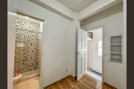 Casa para alugar com 240m², 4 quartos e sem vaga