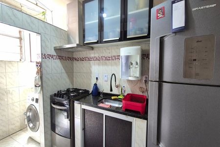 Apartamento à venda com 57m², 2 quartos e 1 vaga Apartamento à venda com 57m², 2 quartos e 1 vagaCozinha
