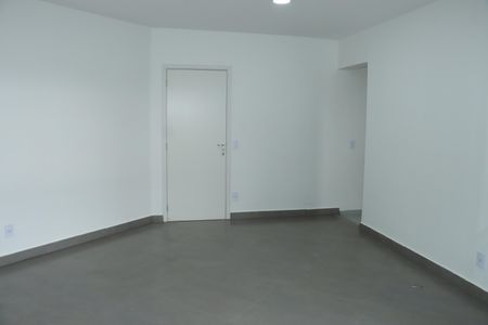 Apartamento para alugar com 2 quartos, 82m² em Esplanada, Embu das Artes