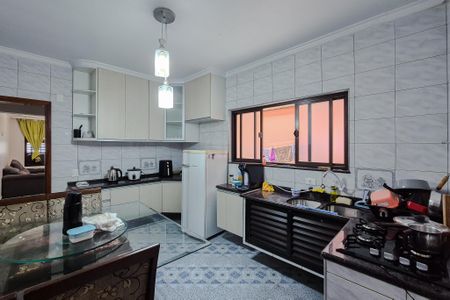 Casa à venda com 150m², 3 quartos e 2 vagasCozinha