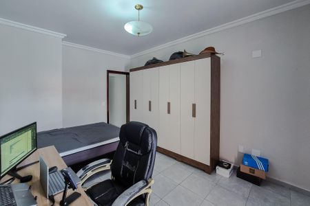 Casa à venda com 150m², 3 quartos e 2 vagasSuite