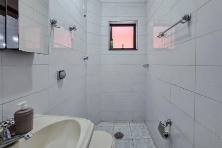 Casa à venda com 150m², 3 quartos e 2 vagasLavabo