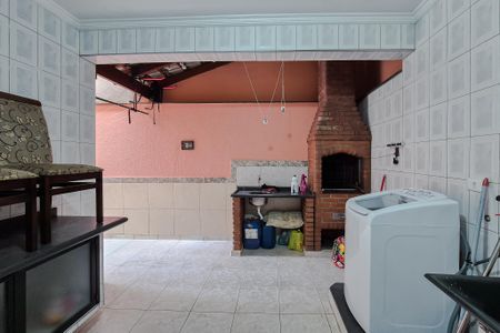 Casa à venda com 150m², 3 quartos e 2 vagasÁrea de Serviço