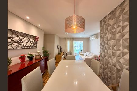 Apartamento à venda com 98m², 3 quartos e 2 vagas Apartamento à venda com 98m², 3 quartos e 2 vagasSala