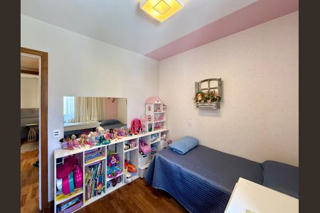 Apartamento à venda com 98m², 3 quartos e 2 vagas Apartamento à venda com 98m², 3 quartos e 2 vagasQuarto 3