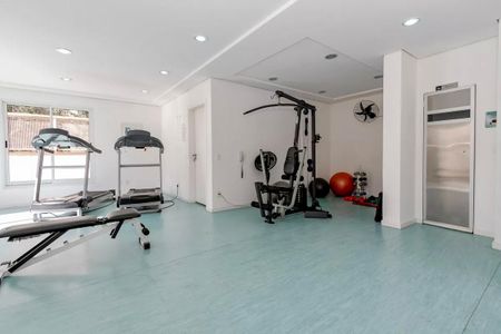 Apartamento à venda com 98m², 3 quartos e 2 vagas Apartamento à venda com 98m², 3 quartos e 2 vagasAcademia