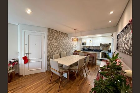 Apartamento à venda com 98m², 3 quartos e 2 vagas Apartamento à venda com 98m², 3 quartos e 2 vagasSala